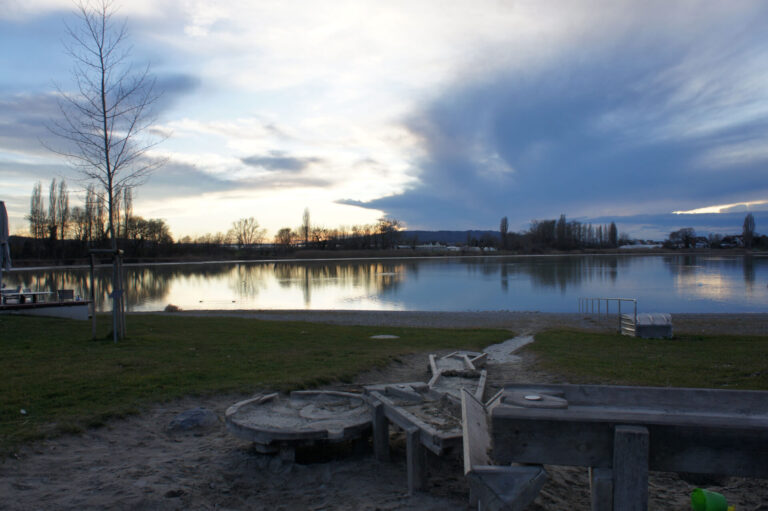 Strandbad mit Sandspiel für die Kleinen Freizeit auf der Insel Reichenau